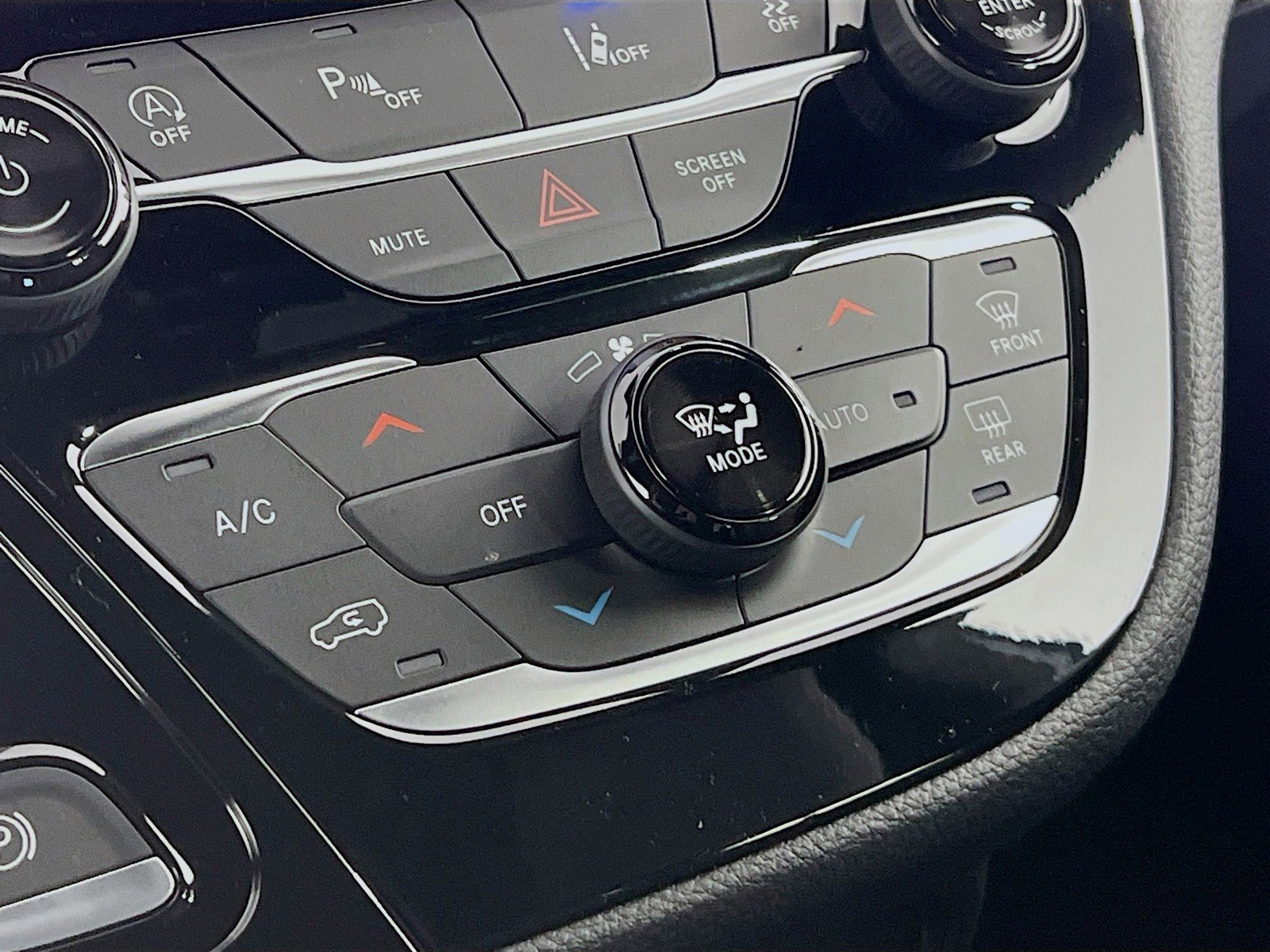 New 2026 Chrysler Pacifica Select FWD image 11