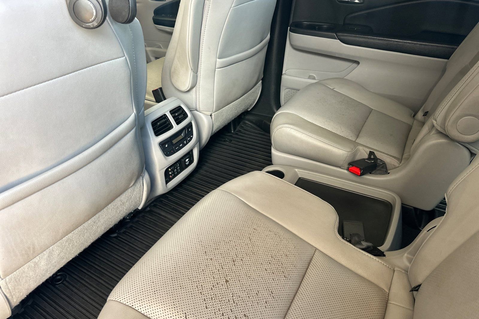 Used 2017 Honda Pilot Elite image 9