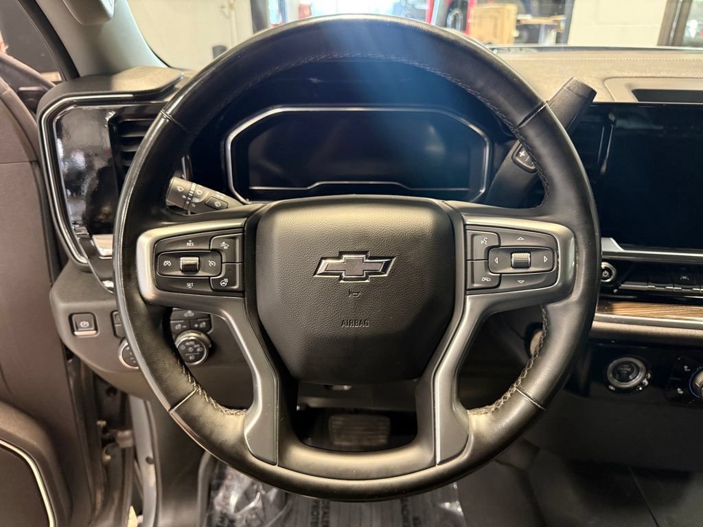 Used 2024 Chevrolet Silverado 1500 RST AWD/4WD image 13