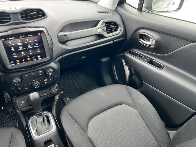 Used 2023 Jeep Renegade Latitude image 30