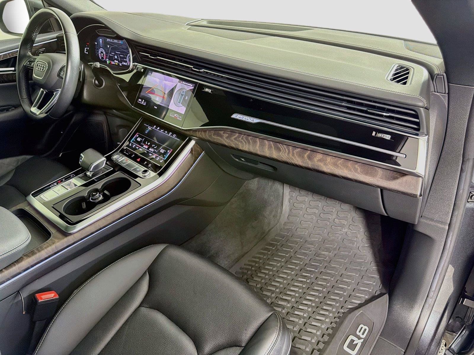 Used 2020 Audi Q8 Prestige w/ Prestige Package AWD/4WD image 30