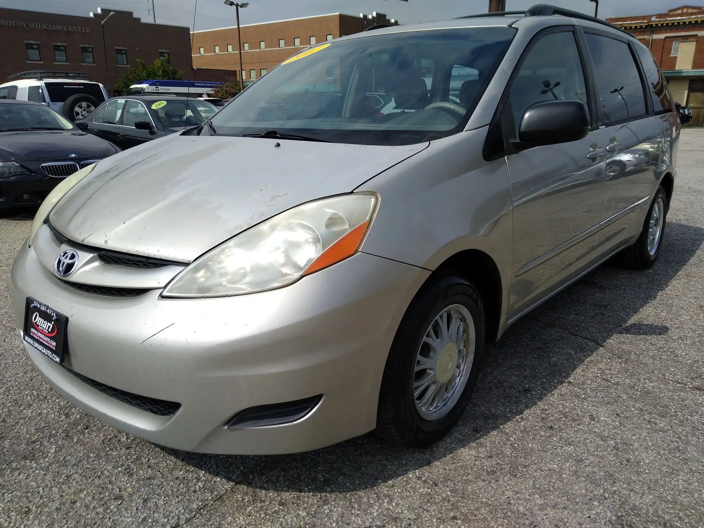 Used 2007 Toyota Sienna CE FWD image 3
