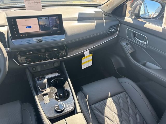 New 2026 Nissan Rogue Platinum w/ Platinum Premium Package image 18