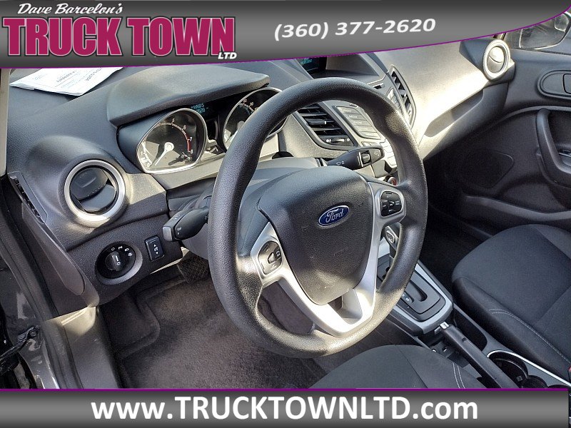 Used 2017 Ford Fiesta SE image 11