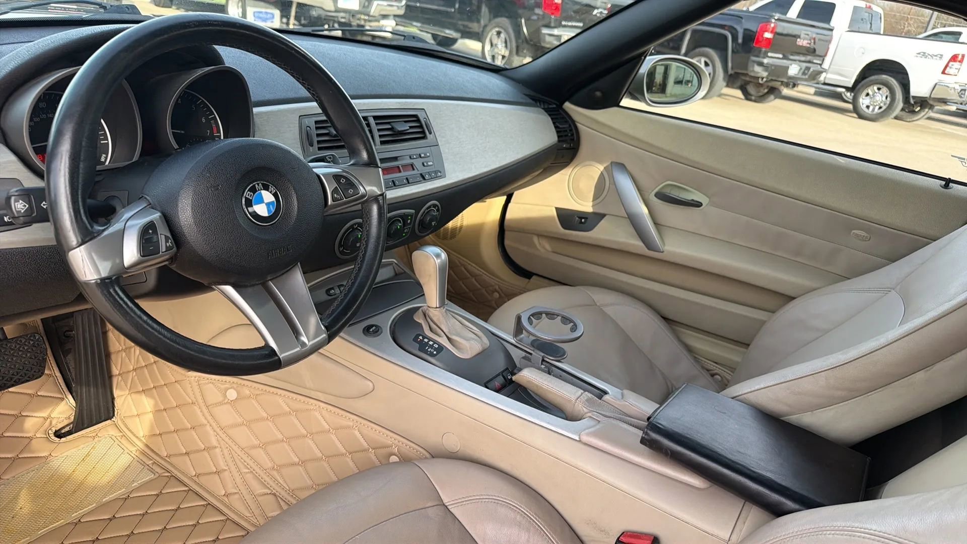 Used 2004 BMW Z4 3.0i image 50