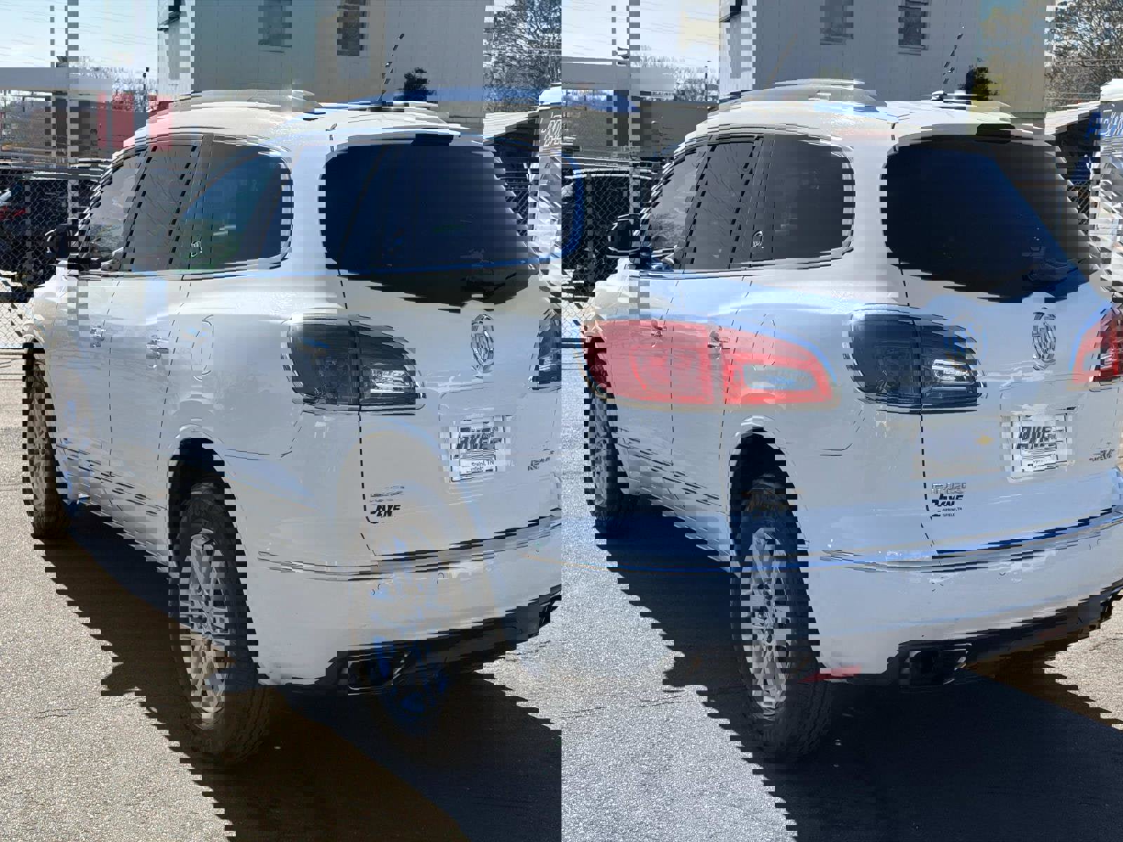 Used 2015 Buick Enclave Convenience image 15