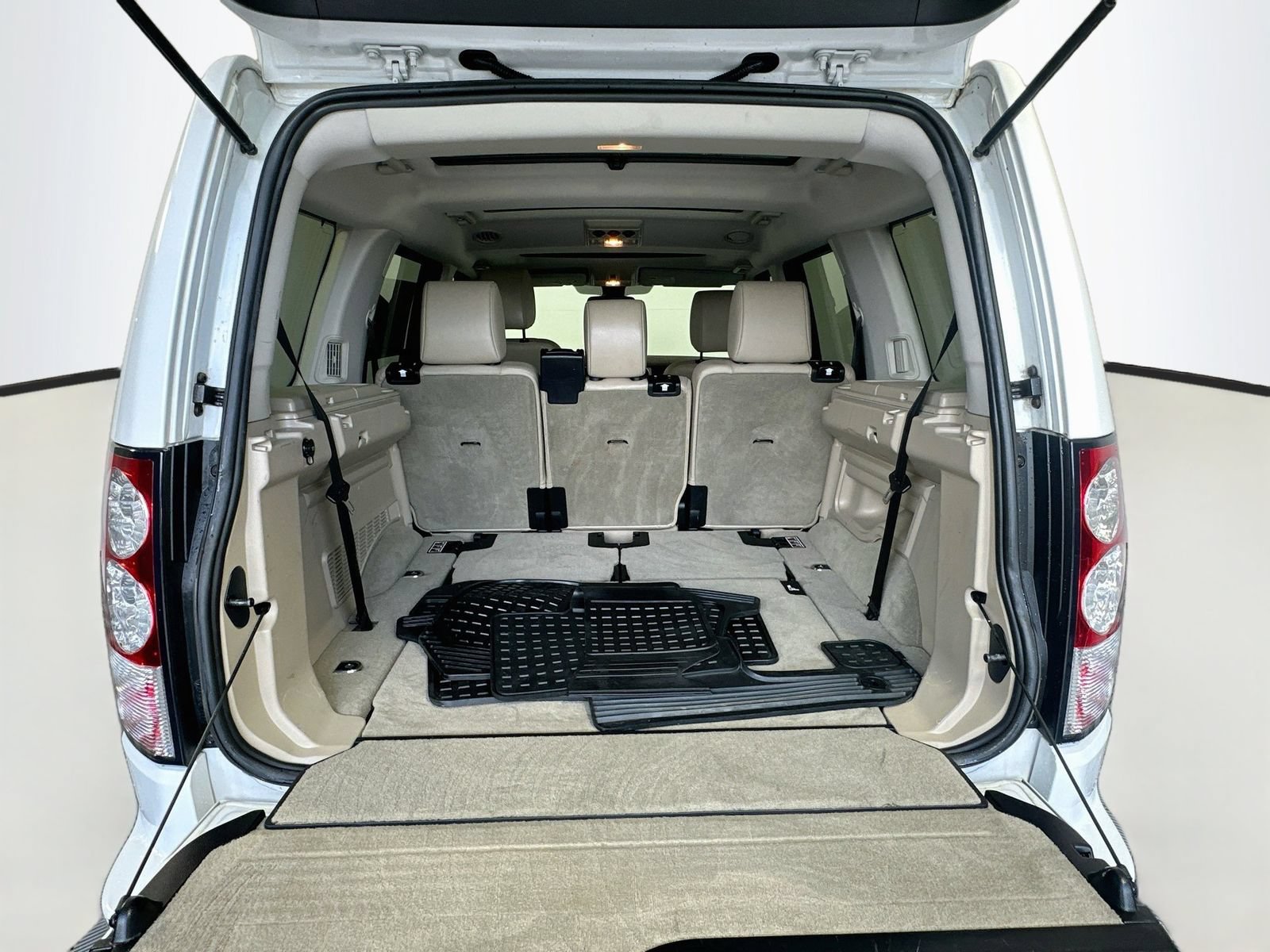 Used 2013 Land Rover LR4 HSE AWD/4WD image 27