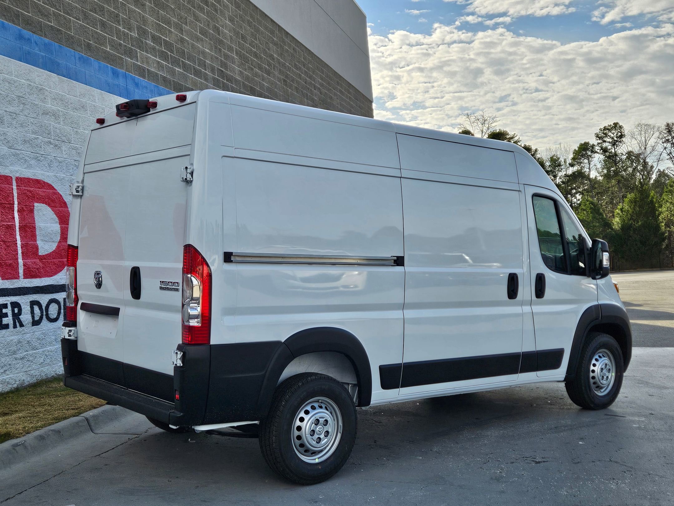New 2026 RAM ProMaster 1500 w/ Convenience Group image 7