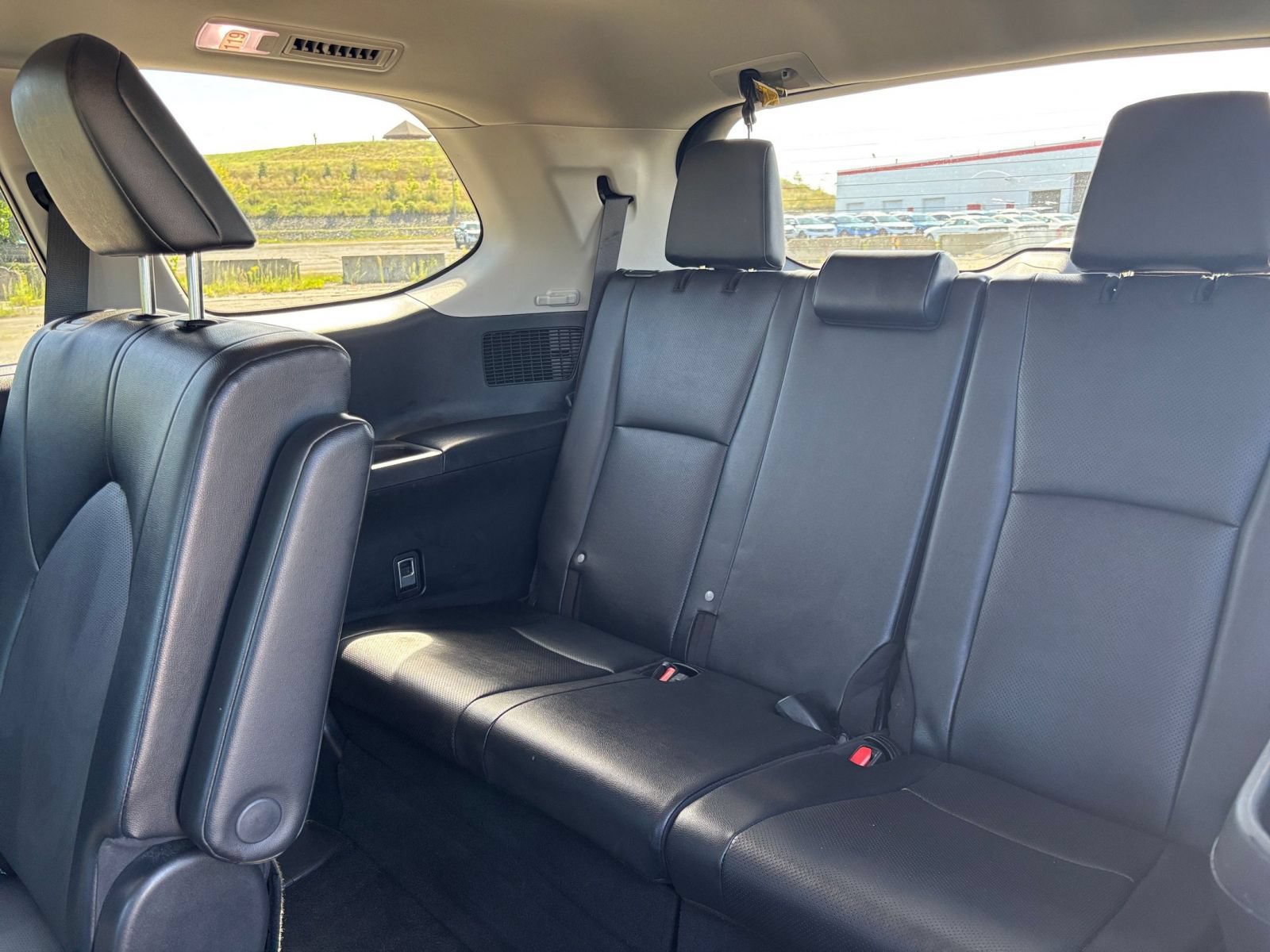 Used 2025 Toyota Grand Highlander FWD image 26