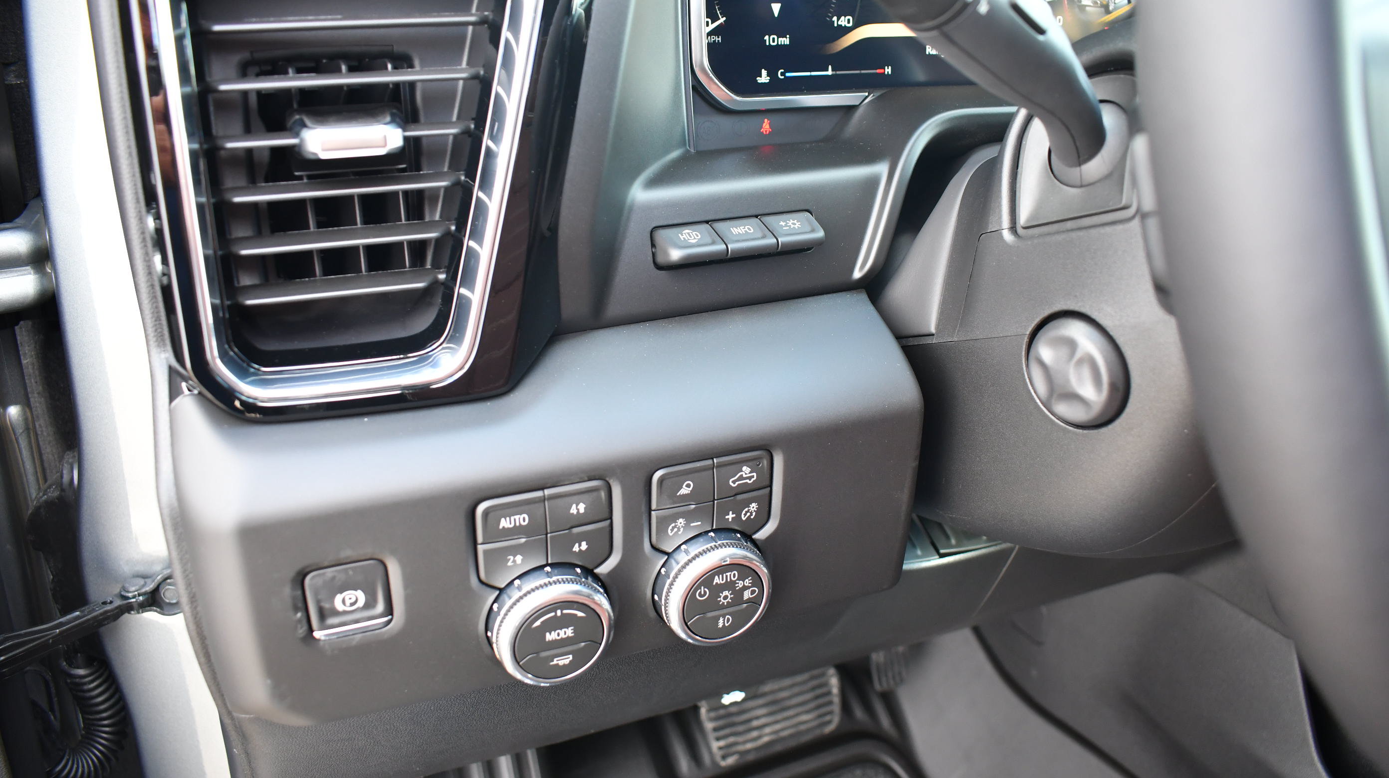 New 2026 GMC Sierra 1500 Denali Ultimate AWD/4WD image 16