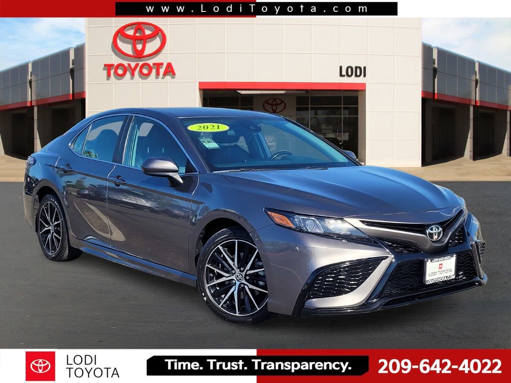 Used 2021 Toyota Camry SE