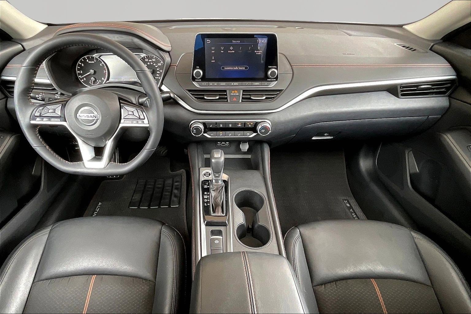 Used 2021 Nissan Altima 2.5 SR w/ SR Premium Package AWD/4WD image 7