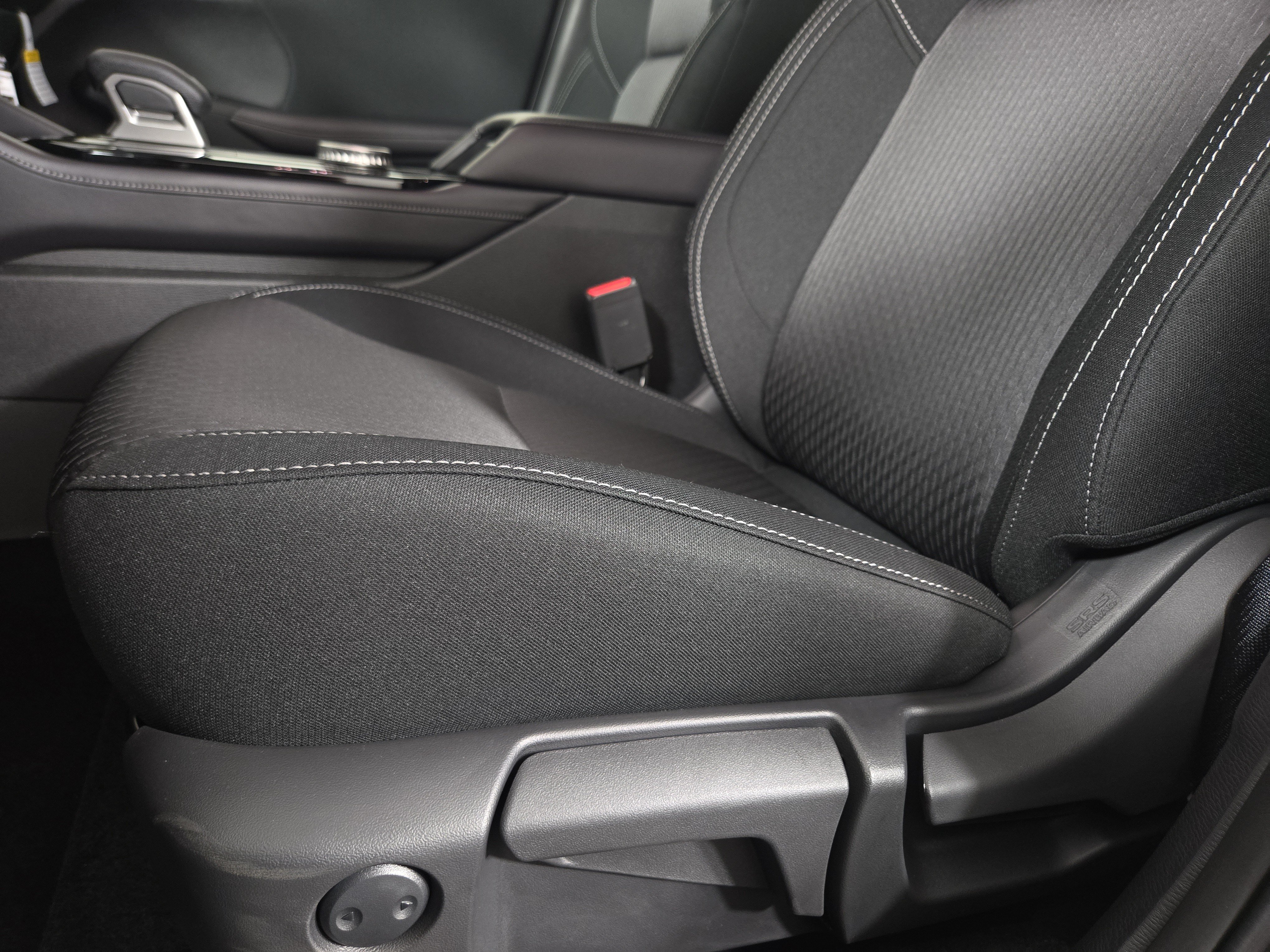 New 2026 Mitsubishi Outlander ES AWD/4WD image 30