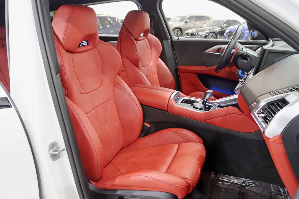 Used 2023 BMW XM w/ M Driver's Package AWD/4WD image 32