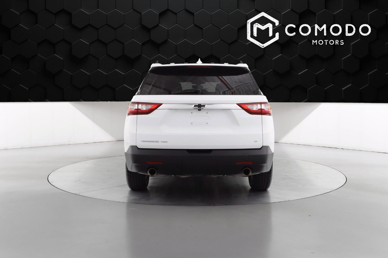 Used 2021 Chevrolet Traverse LT image 4