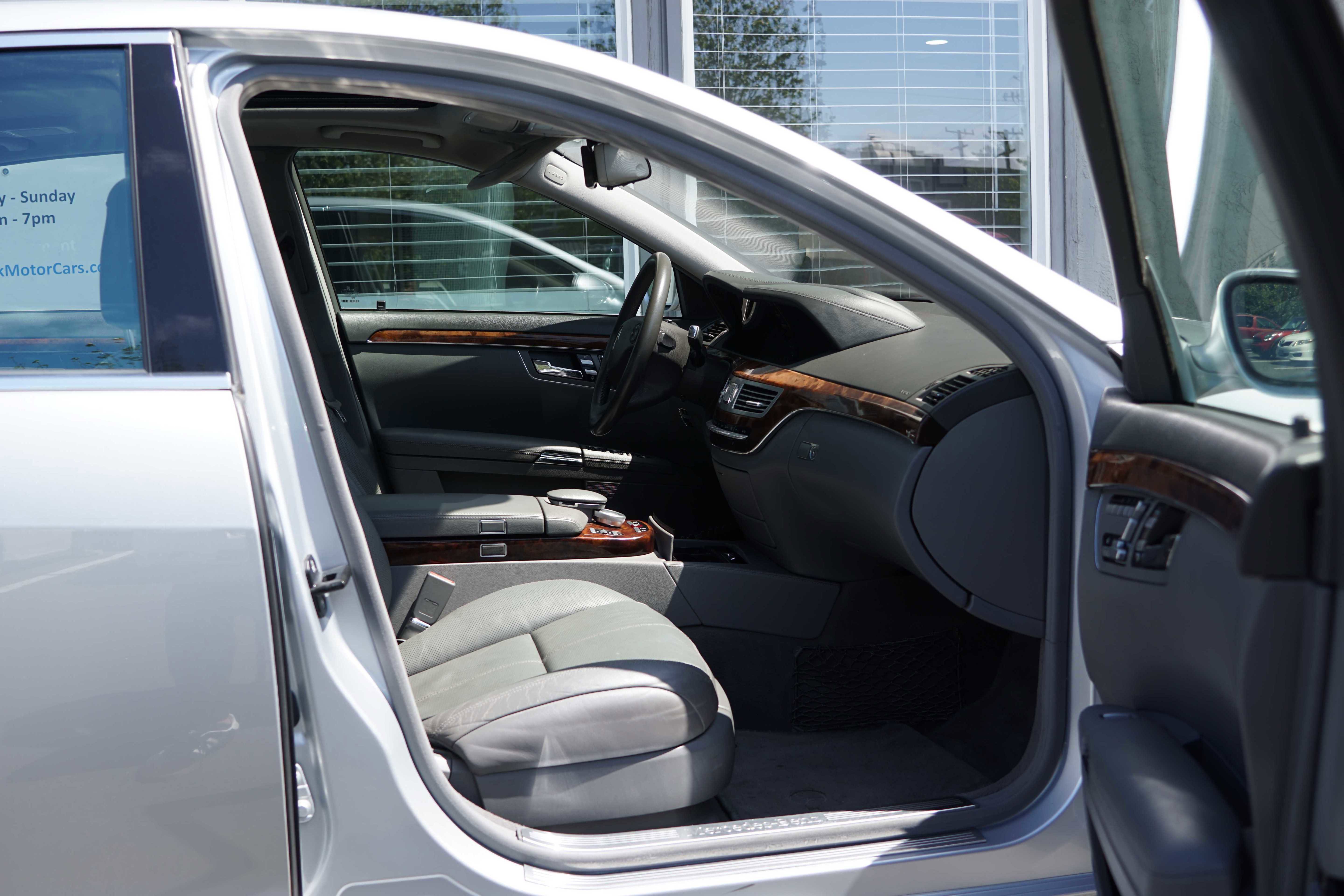 Used 2007 Mercedes-Benz S 550 image 33