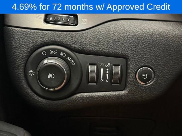 Used 2019 Jeep Cherokee Latitude Plus w/ Comfort/Convenience Group image 29