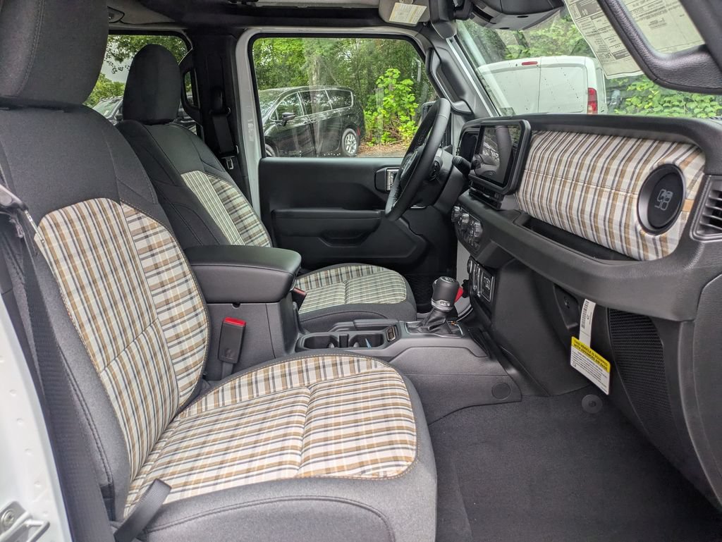 New 2026 Jeep Gladiator Sport AWD/4WD image 28