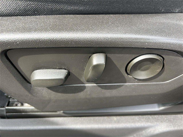 Certified 2022 Chevrolet Silverado 1500 Custom w/ LPO, Dark Essentials Package image 18