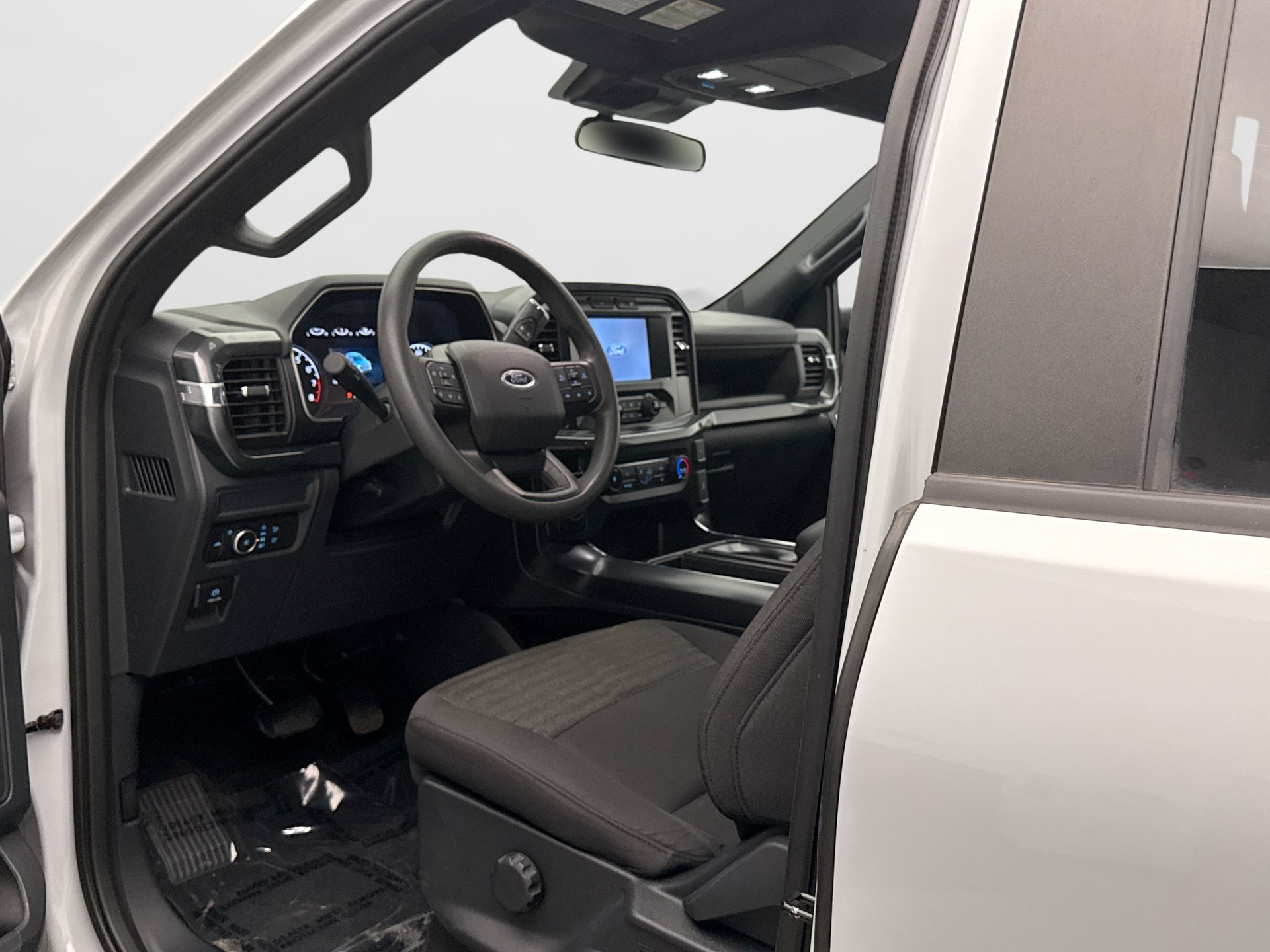 Used 2022 Ford F150 XL w/ STX Appearance Package RWD image 10