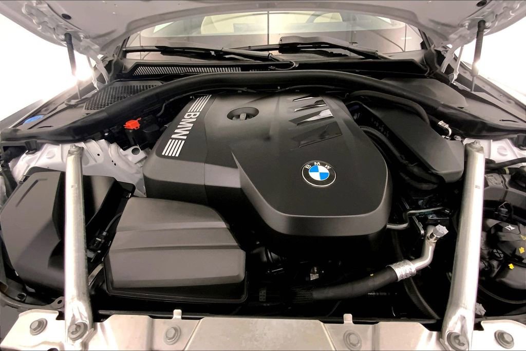 Certified 2025 BMW 430i xDrive Coupe w/ Premium Package image 9