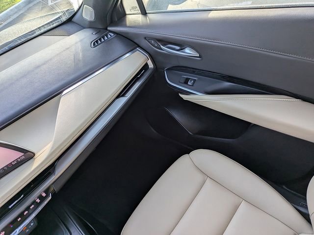 Certified 2024 Cadillac XT4 Luxury image 14