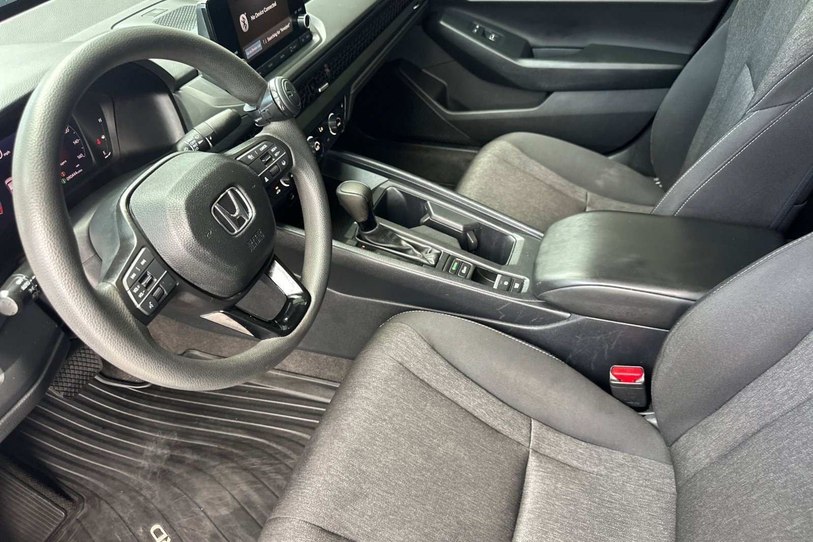 Used 2024 Honda Accord EX image 4