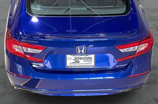 Used 2018 Honda Accord Sport image 12