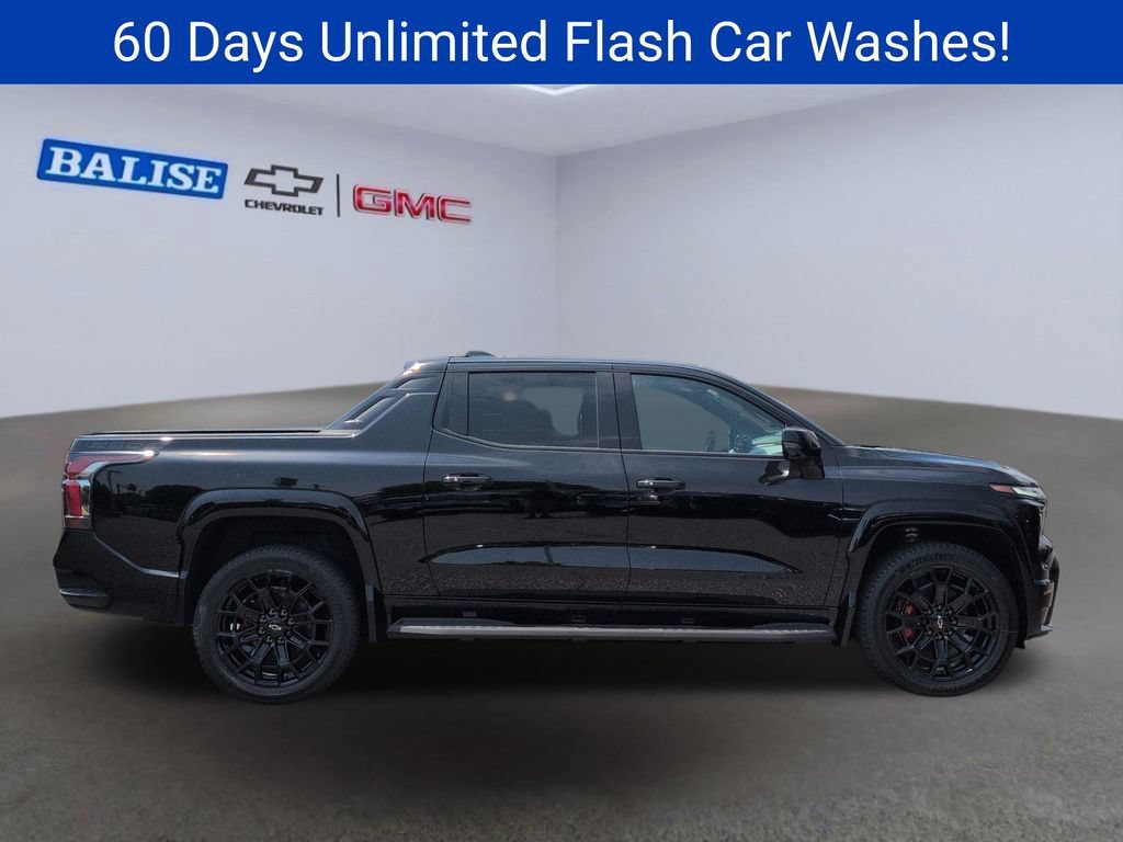New 2026 Chevrolet Silverado EV 4x4 Crew Cab image 2