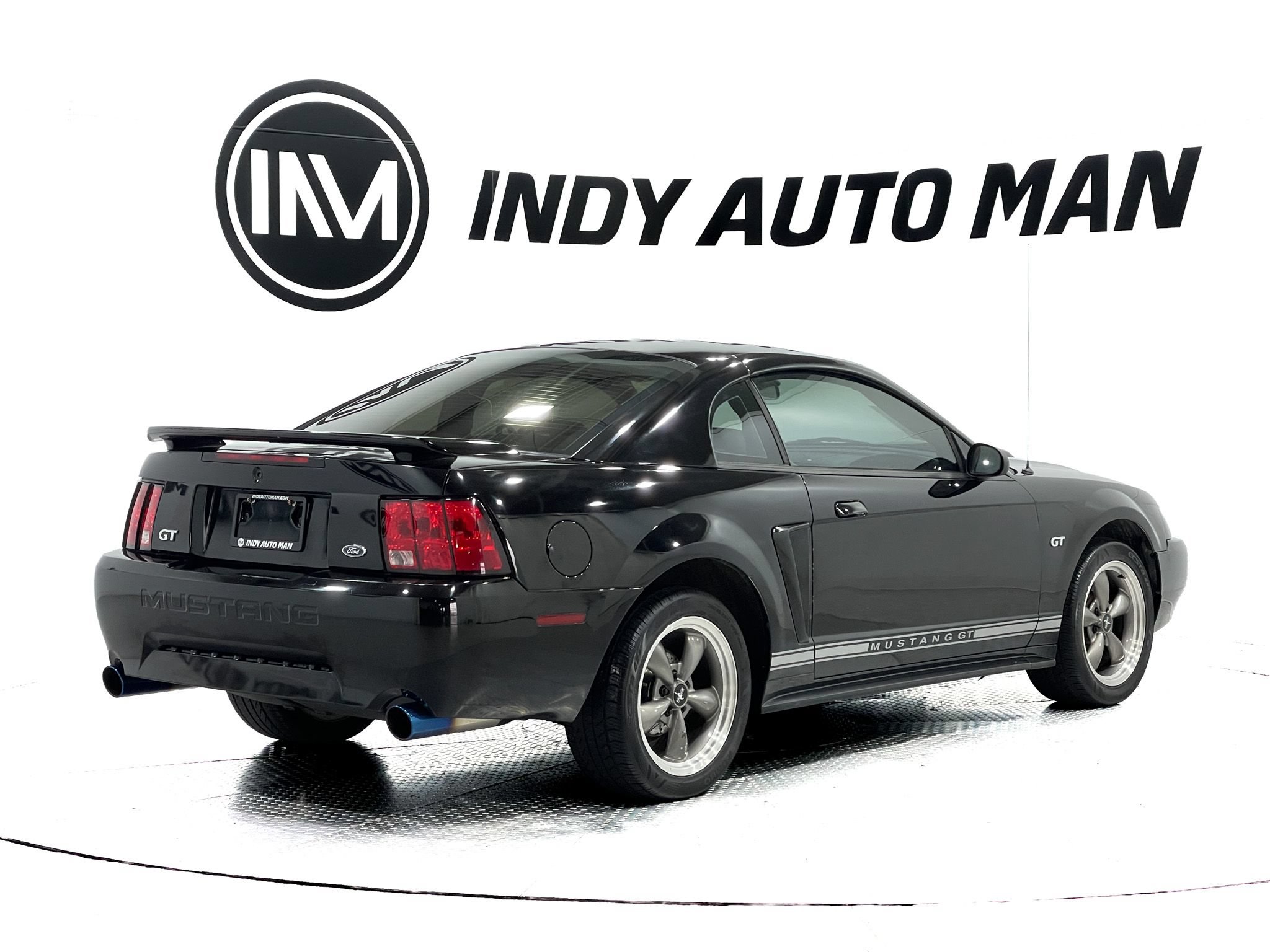 Used 2003 Ford Mustang GT RWD image 4