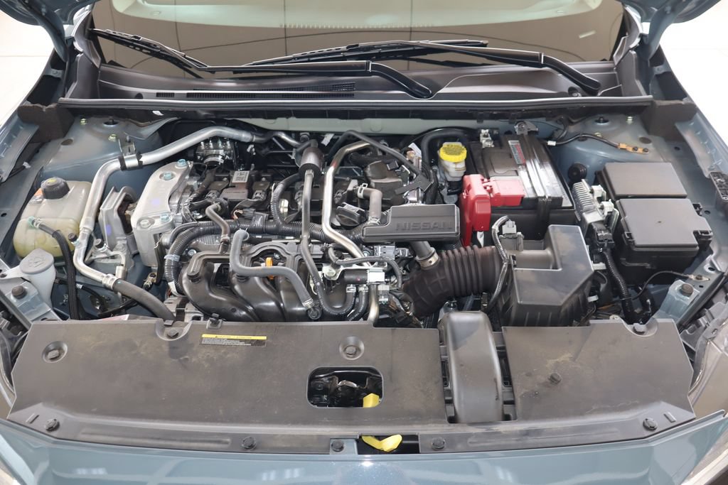 Used 2025 Nissan Sentra SR FWD image 41