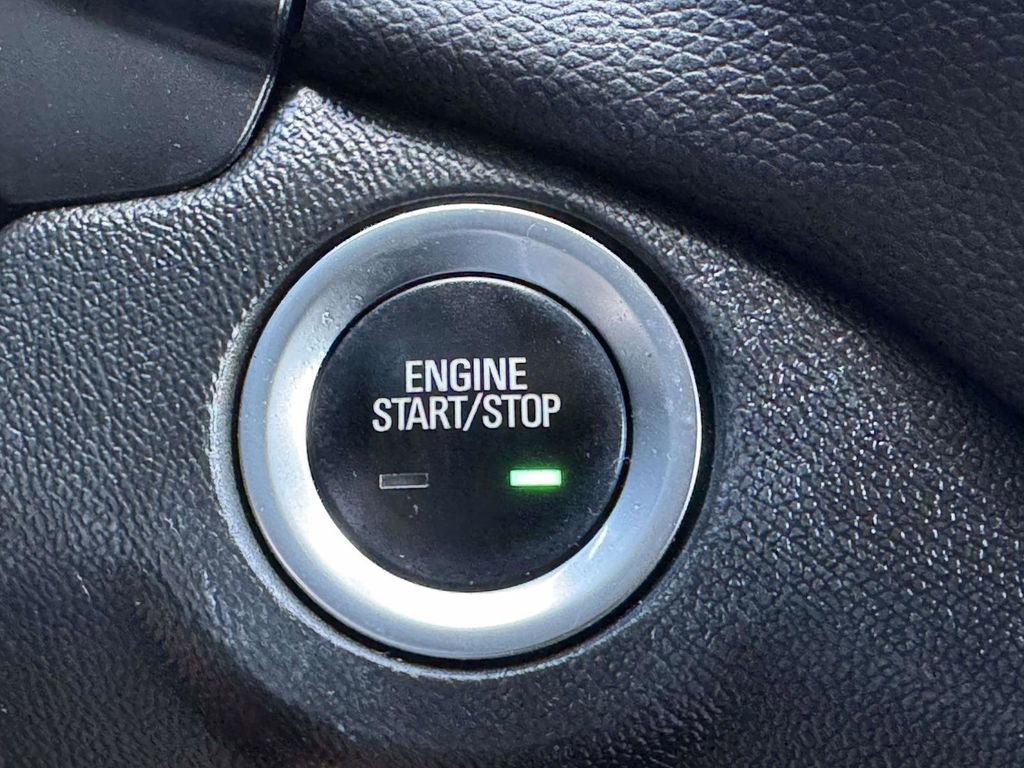 Used 2021 Chevrolet Equinox LT AWD/4WD image 9