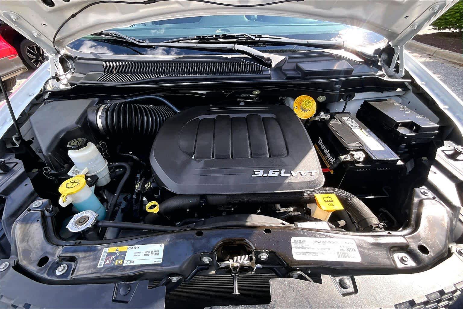 Used 2016 Dodge Grand Caravan SE FWD image 31
