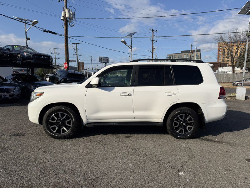 Used 2011 Toyota Land Cruiser 4WD image 13
