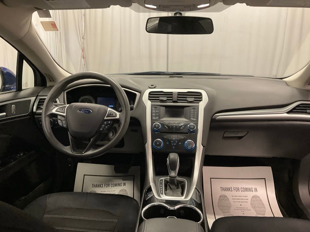 Used 2014 Ford Fusion SE image 2
