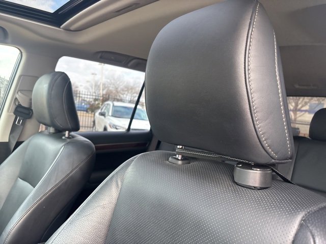 Used 2016 Lexus GX 460 image 9