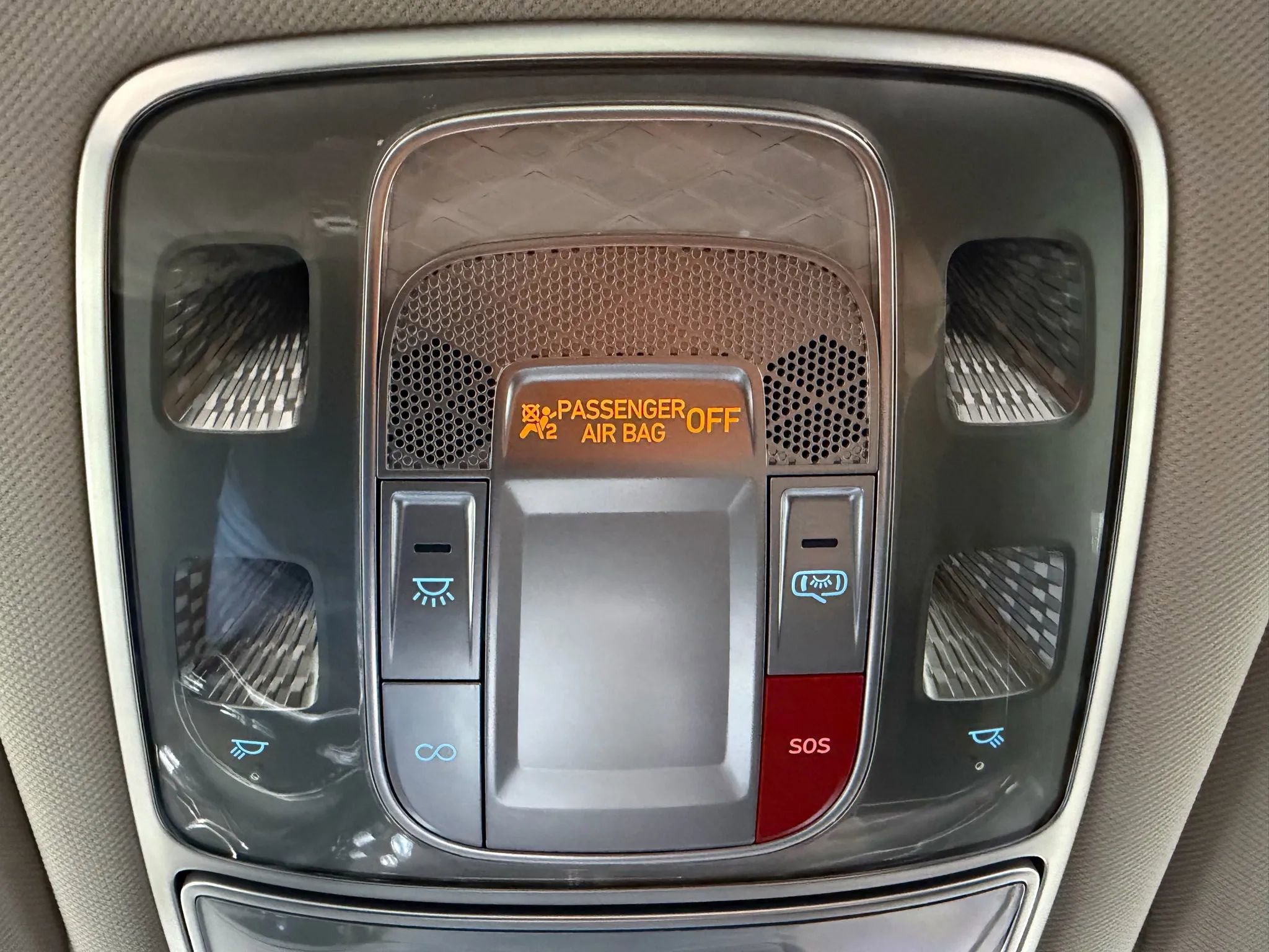 Used 2024 Genesis G80 image 26