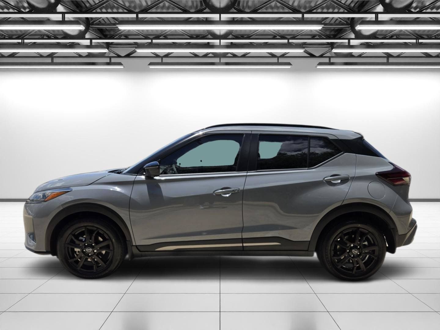 Used 2024 Nissan Kicks SR FWD image 6