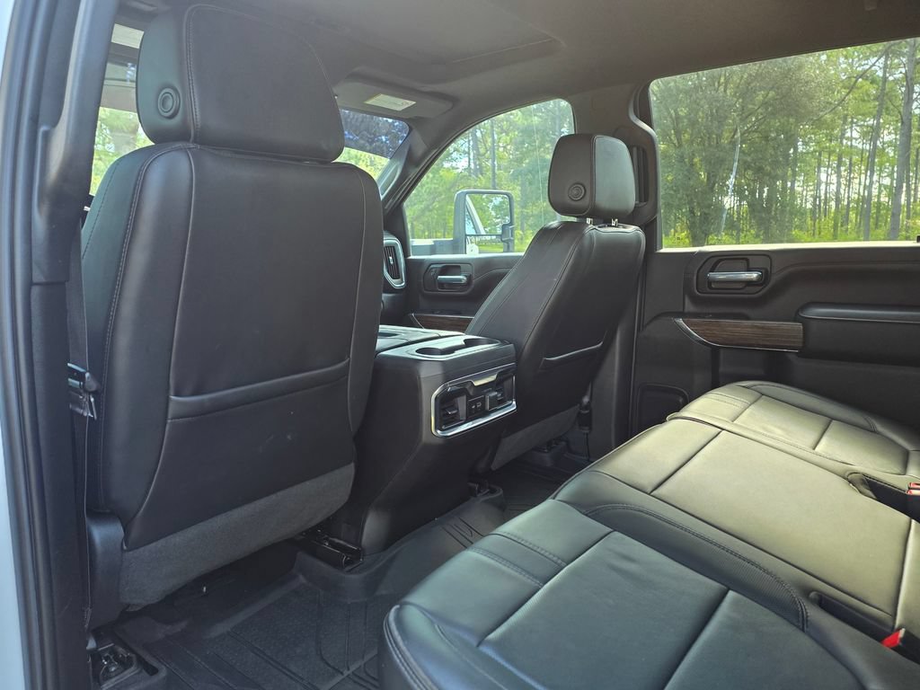 Used 2022 Chevrolet Silverado 3500 High Country w/ Technology Package AWD/4WD image 21