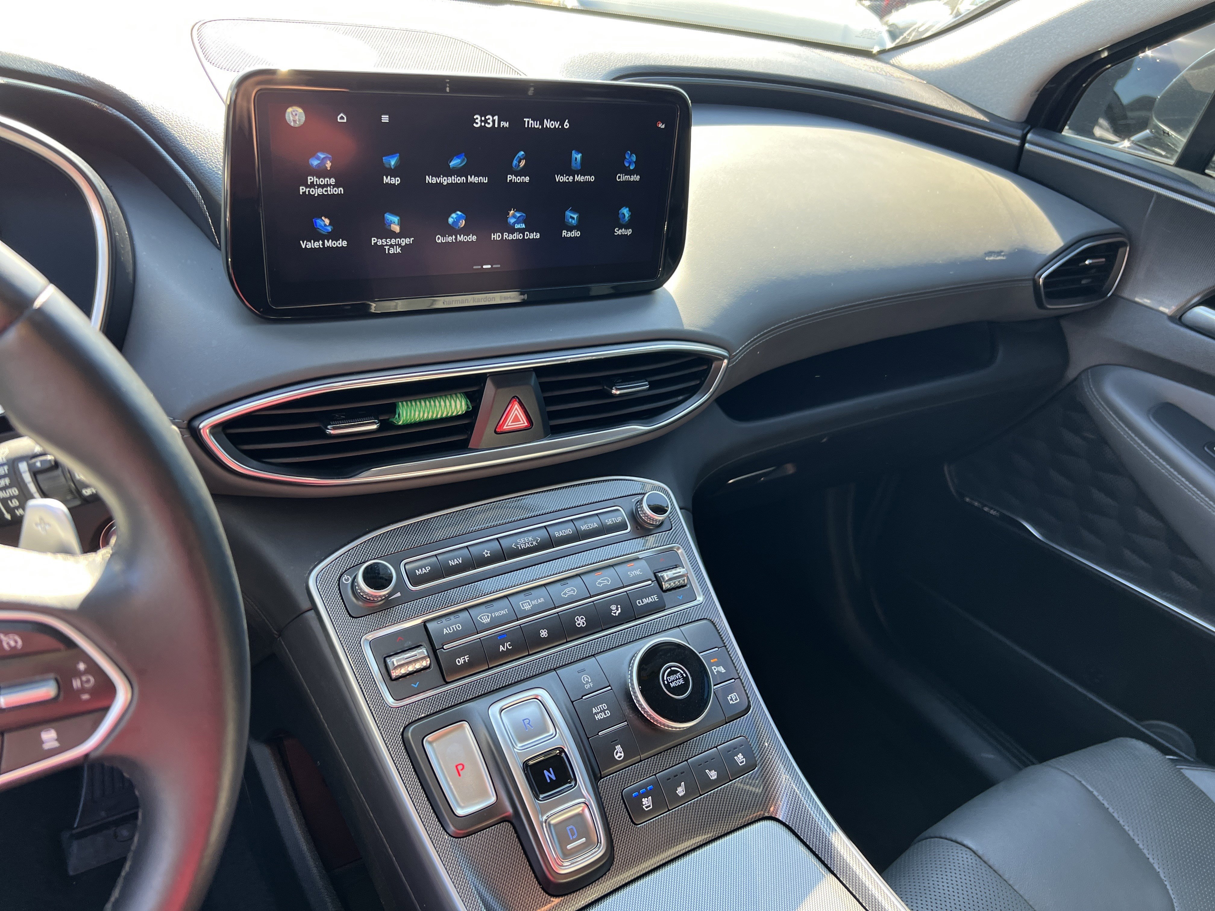 Used 2023 Hyundai Santa Fe Limited image 29