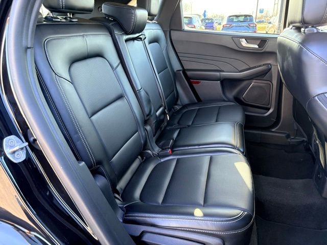 Used 2024 Ford Escape Platinum AWD/4WD image 13