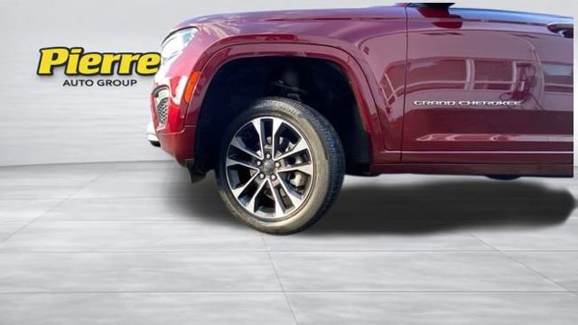 Used 2022 Jeep Grand Cherokee L Overland w/ Luxury Tech Group IV image 9