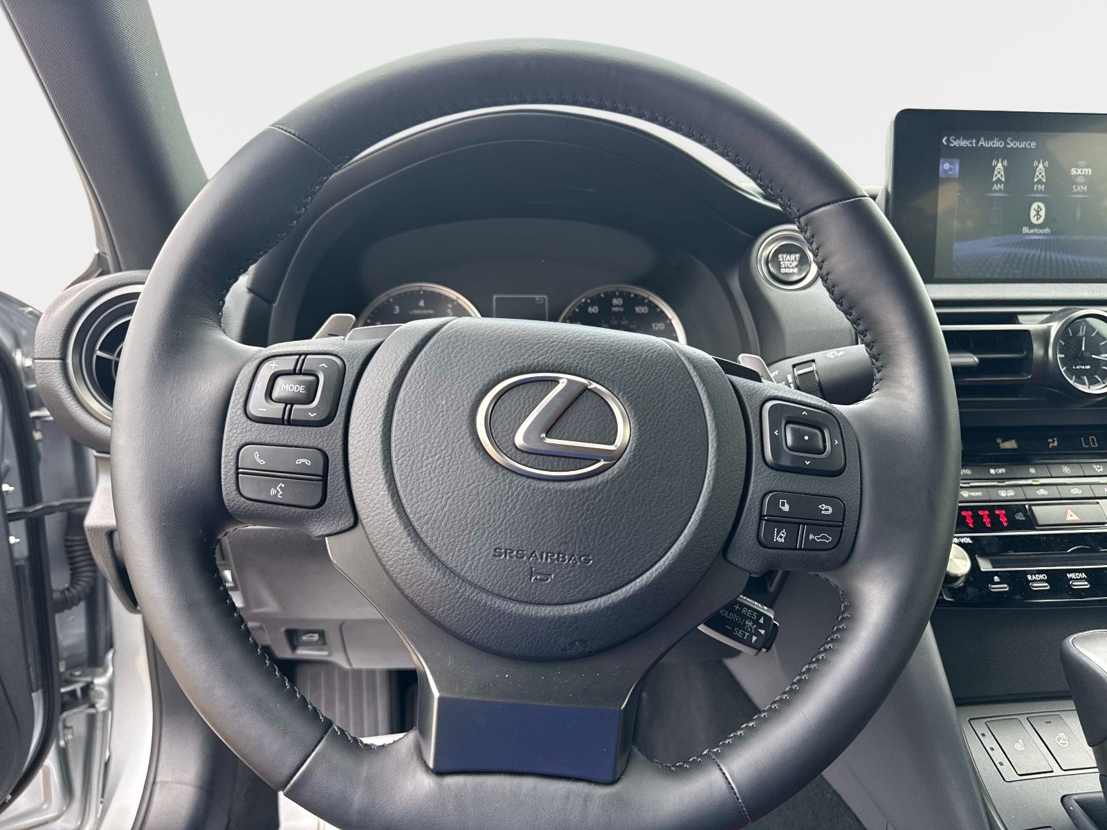 Used 2025 Lexus IS 350 F Sport RWD image 17