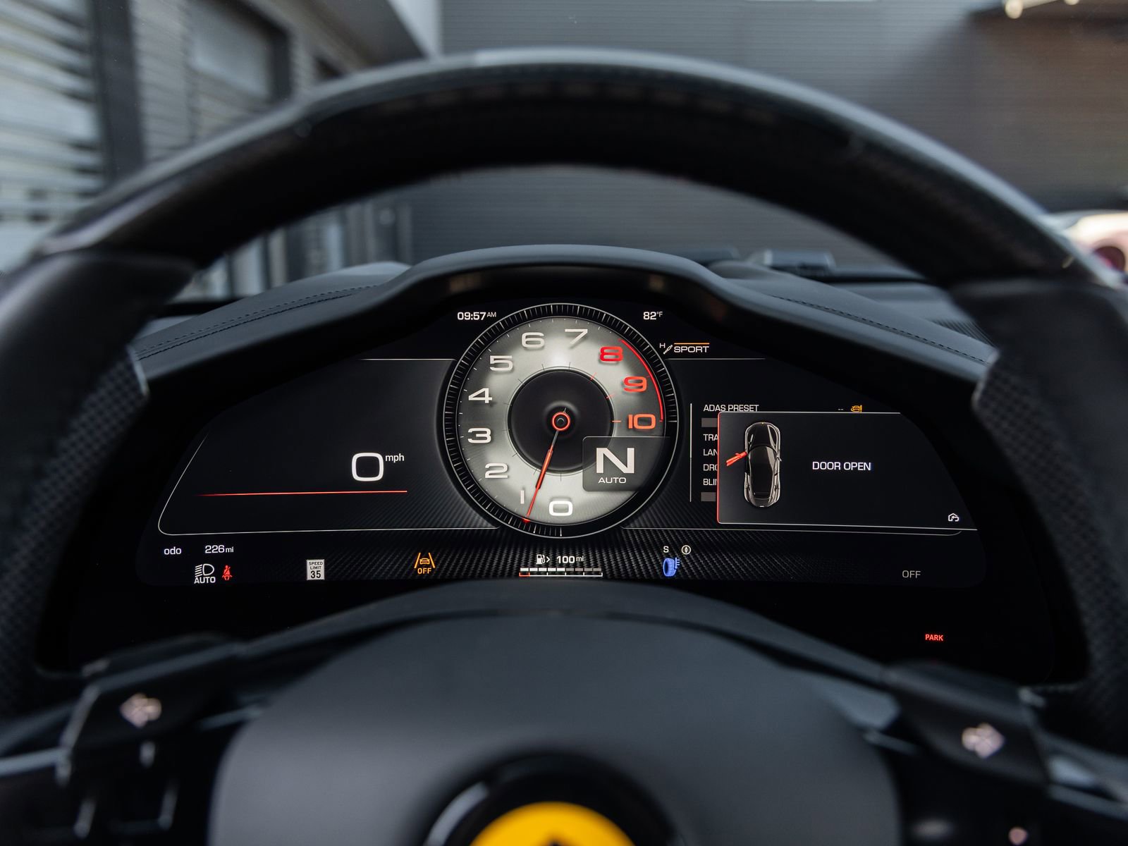 Used 2025 Ferrari Purosangue AWD/4WD image 33