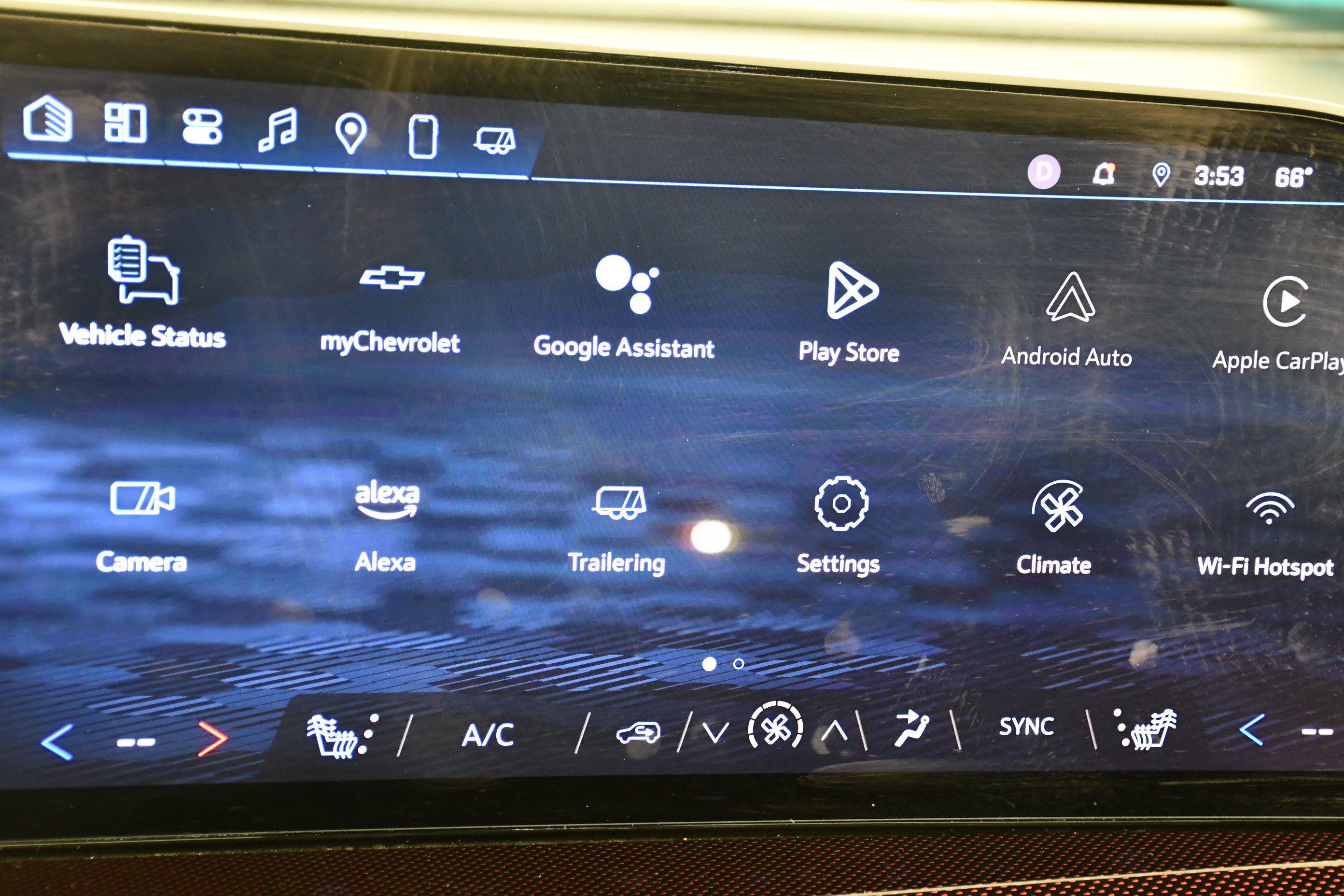 Used 2025 Chevrolet Traverse Z71 image 27