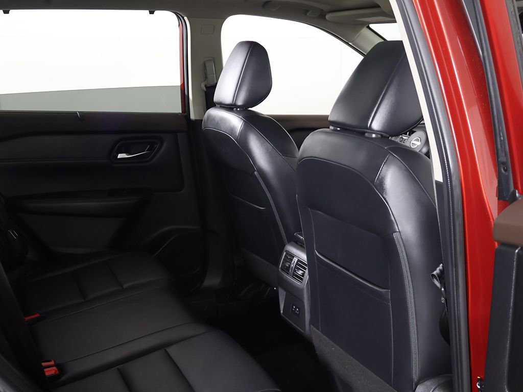 Used 2022 Nissan Rogue SV w/ SV Premium Package AWD/4WD image 28