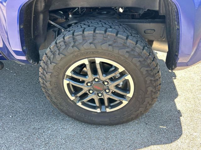Used 2025 Toyota Tacoma TRD Sport AWD/4WD image 12