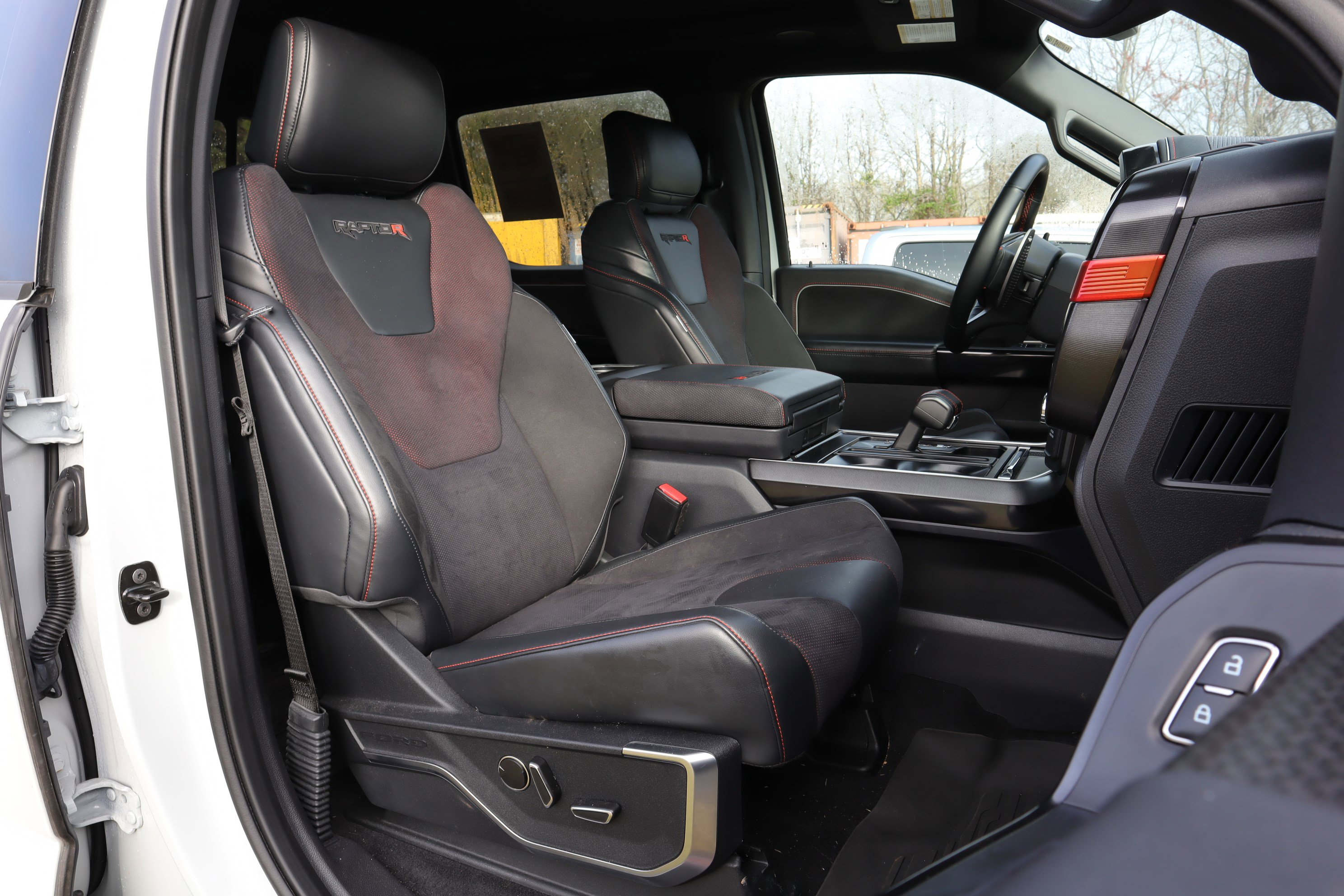 Used 2024 Ford F150 Raptor w/ Equipment Group 803A Raptor R AWD/4WD image 29