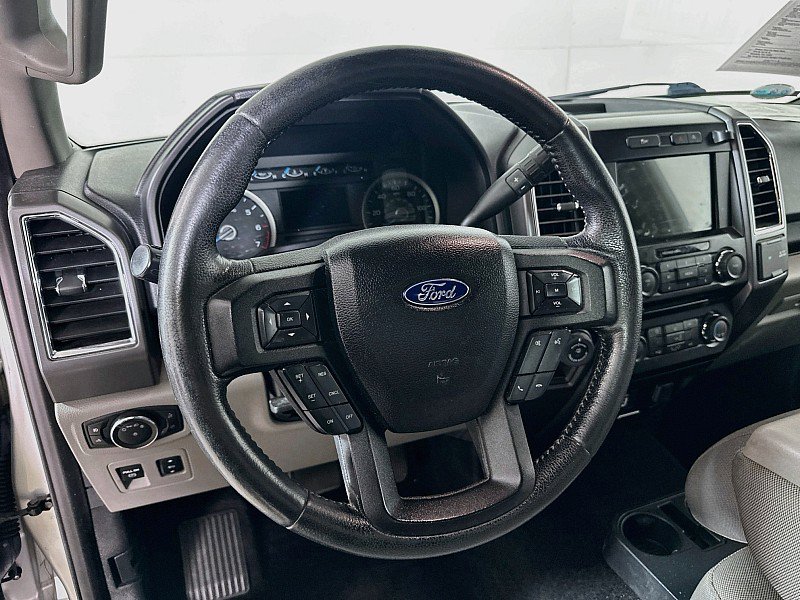 Used 2016 Ford F150 XLT w/ Equipment Group 302A Luxury AWD/4WD image 12