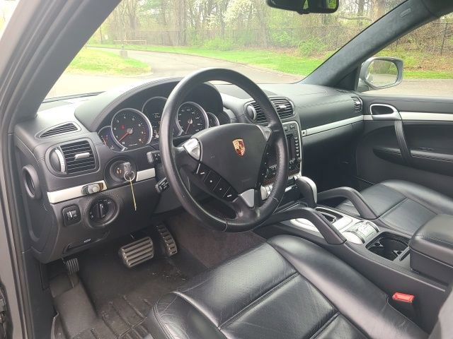 Used 2008 Porsche Cayenne Turbo image 10